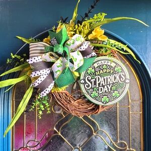 Happy St Patrick's Day Small Grapevine Wreath